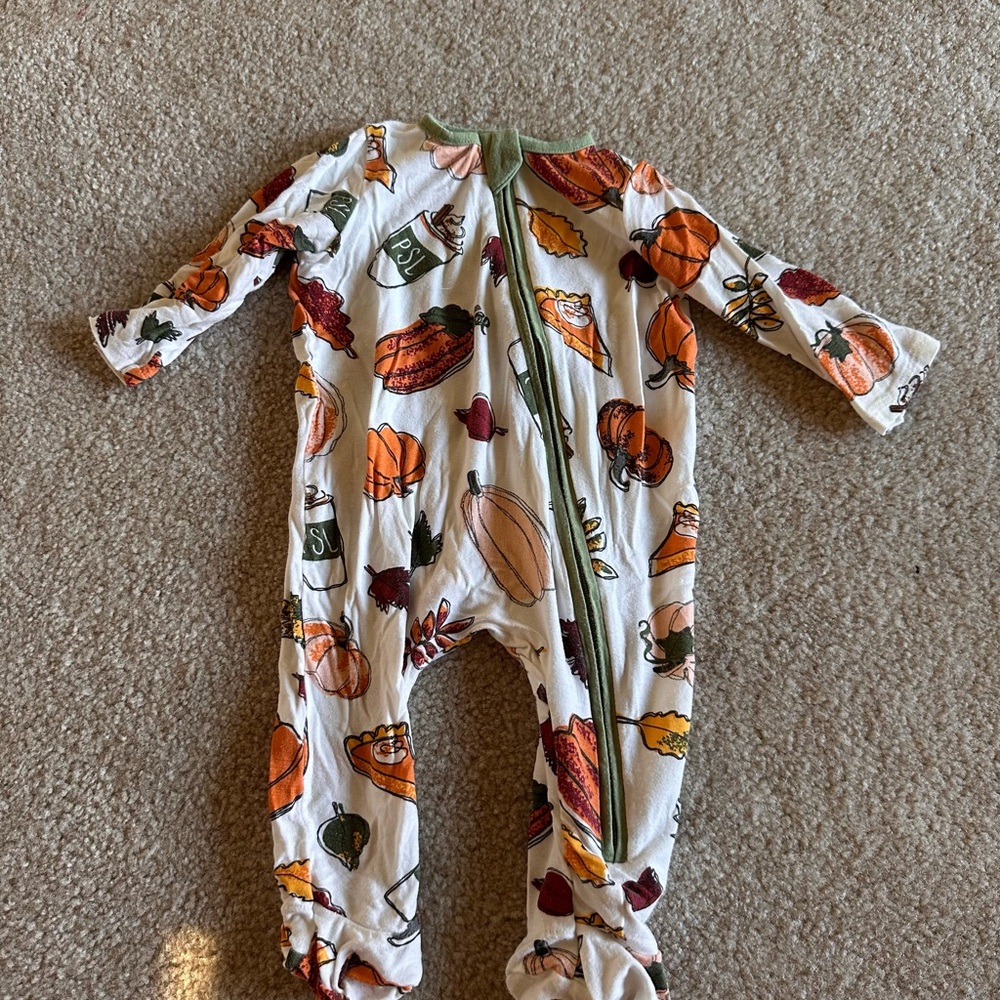 Mudpie Pumpkin Spice Onesie, size 0-3 months